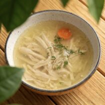 КОНСОМЕ ИЗ КУРЫ